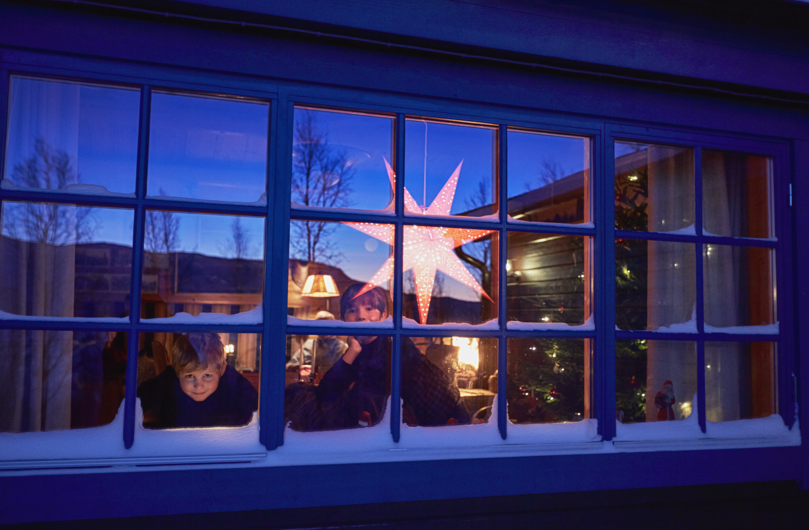 windows cleaned in time for Christmas 2025